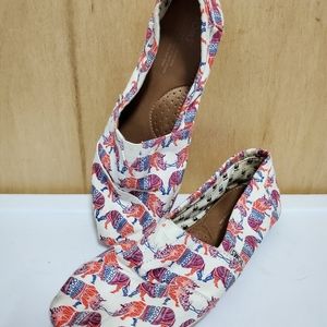 Toms rhino print